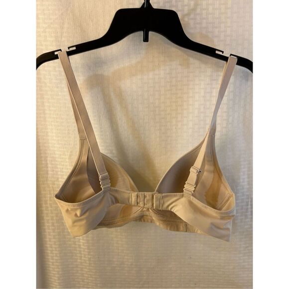 Warner bra 36C rn#36543 (small spot) 2 hooks beige - Picture 4 of 5